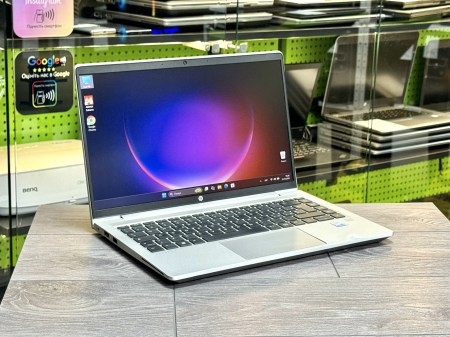 HP Probook 640 G8